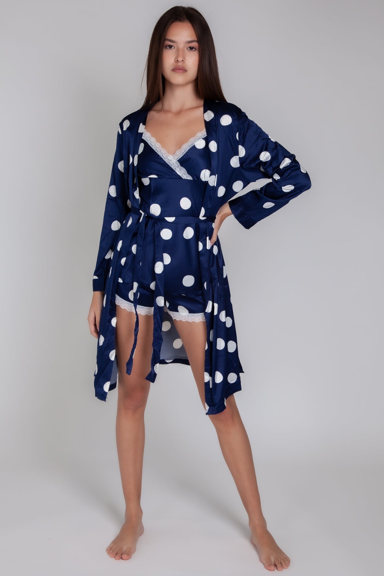 Pigiama donna in raso bianco a pois gigilovers